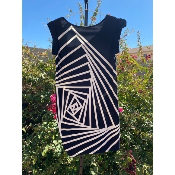 BCBGMAXAZRIA Form Fitting Dress, Black/White, XS - Picture 1 of 6